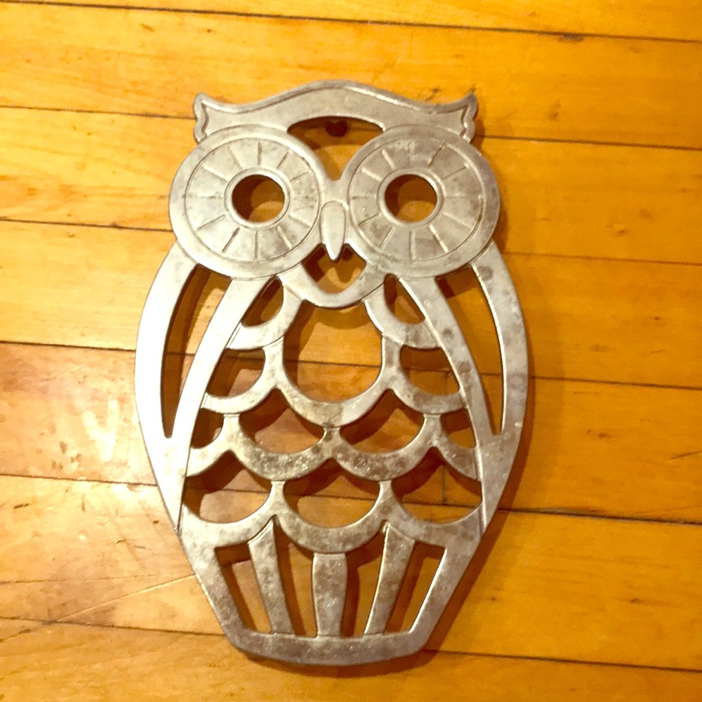 Vintage owl trivet